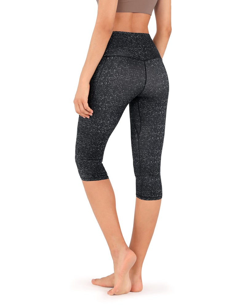 ODODOS Women's High Waisted Printed Yoga Capris with Pocket, Tummy Control Non See Through Workout Sports Running Athletic Capri Leggings, Black Dot, X-Large - Image 4